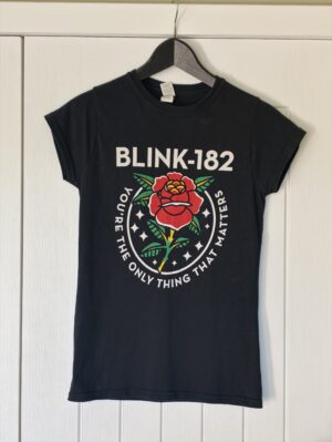 Rare Blink-182 2017 tour tshirt ladies small